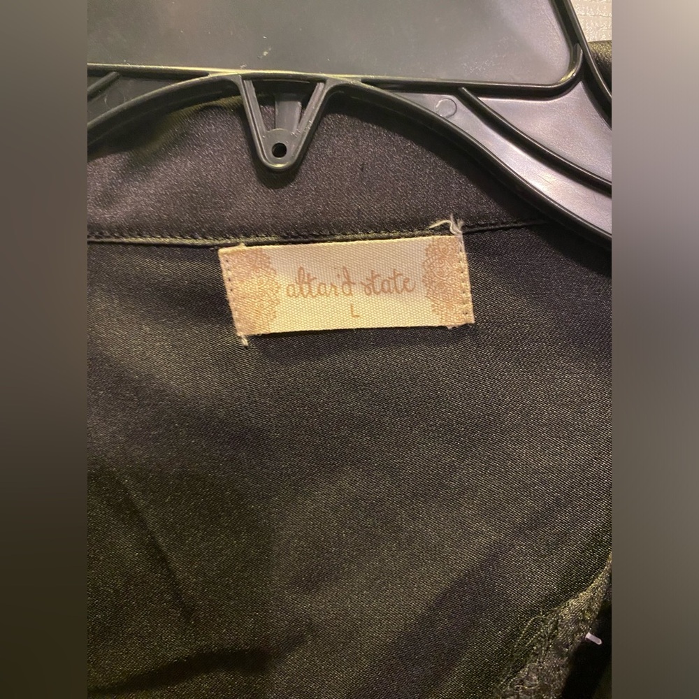 Altar’d State Iva Top. No longer available in stores or online. Never Worn. - Picture 6 of 8
